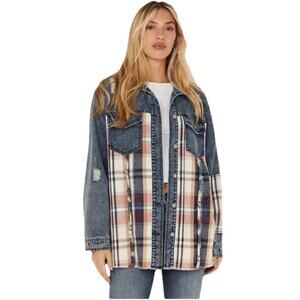 Stoosh Women's Plaid print long sleeve button-down denim shacket Size 3X western